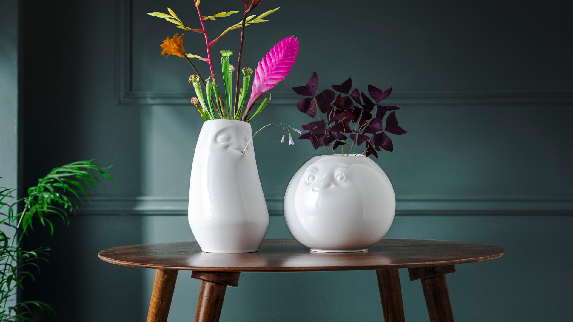 TASSEN Porcelain Flower Vases by FIFTYEIGHT PRODUCTS – FIFTYEIGHT