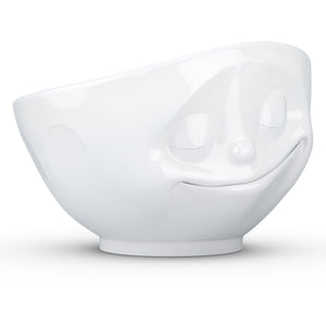 Extra large 33 ounce capacity porcelain bowl in white featuring a sculpted ‘happy’ facial expression. From the TASSEN product family of fun dishware by FIFTYEIGHT Products. Quality bowl perfect for serving cereal, soup, snacks and much more.