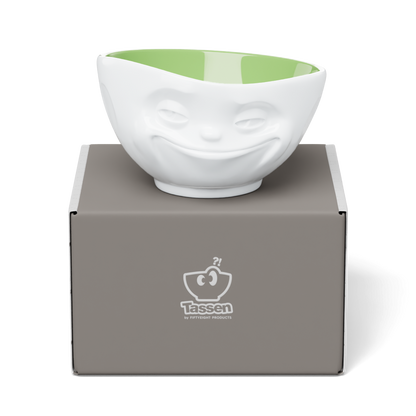 Premium porcelain bowl in white with pistachio color inside from the porcelain product family by FIFTYEIGHT Products. Offers 16 oz capacity perfect for serving cereal, soup, snacks and much more. Dishwasher and microwave safe bowl featuring a sculpted ‘grinning’ facial expression. Shipped in exclusively designed gift box.