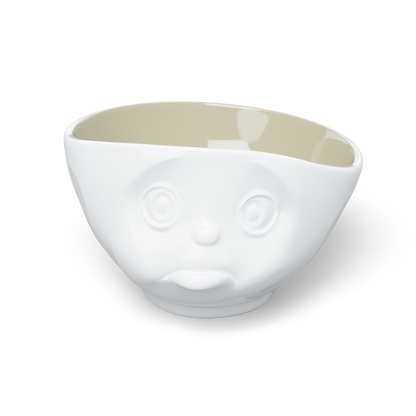 Premium porcelain bowl in white with sand color on the inside from the porcelain product family by FIFTYEIGHT Products. Offers 16oz capacity perfect for serving cereal, soup, snacks and much more. Dishwasher and microwave safe bowl featuring a sculpted ‘sulking’ facial expression. Shipped in exclusively designed gift box.