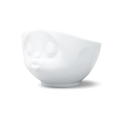 Premium porcelain bowl in white from the porcelain product family of fun dishware by FIFTYEIGHT Products. Offers 16 oz capacity perfect for serving cereal, soup, snacks and much more. Dishwasher and microwave safe bowl featuring a sculpted ‘kissing’ facial expression. Shipped in exclusively designed gift box.