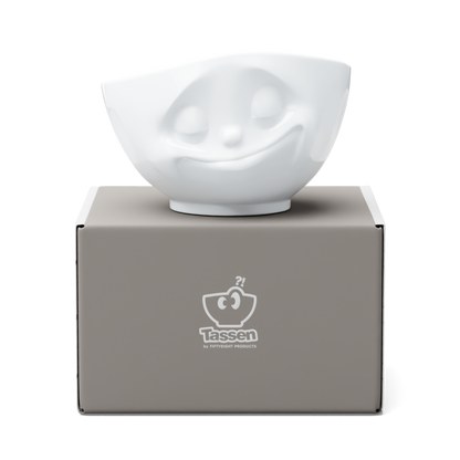 Premium porcelain bowl in white from the porcelain product family of fun dishware by FIFTYEIGHT Products. Offers 16 oz capacity perfect for serving cereal, soup, snacks and much more. Dishwasher and microwave safe bowl featuring a sculpted ‘happy’ facial expression. Shipped in exclusively designed gift box.