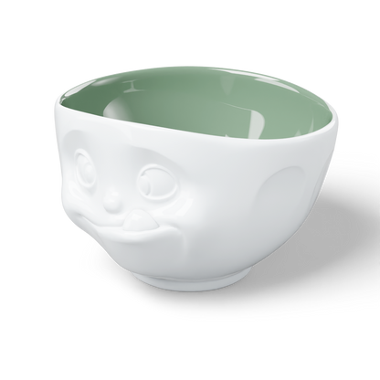 Premium porcelain bowl in white with pine color inside from the porcelain product family by FIFTYEIGHT Products. Offers 16 oz capacity perfect for serving cereal, soup, snacks and much more. Dishwasher and microwave safe bowl featuring a sculpted ‘tasty’ facial expression. Shipped in exclusively designed gift box.