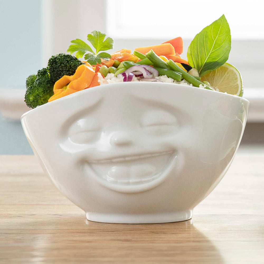 Premium extra large porcelain bowl in white from the porcelain product family of fun dishware by FIFTYEIGHT Products. Offers 33 oz capacity perfect for serving noodle soup, salads and much more. Dishwasher and microwave safe bowl featuring a sculpted ‘laughing’ facial expression. Shipped in exclusively designed gift box.