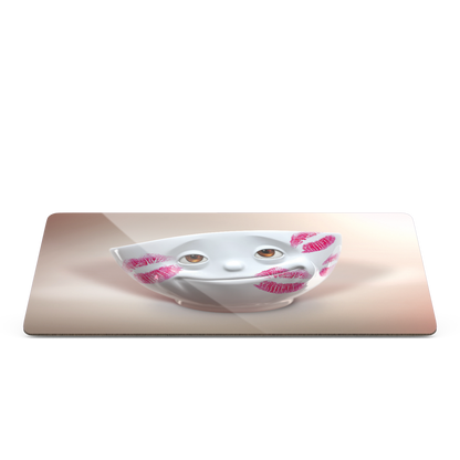 Serve a sandwich on a fun board with the "Kisses" design from the series of trusty breakfast boards, perfect for making sandwiches or eating breakfast. Crafted in Germany from resopal.