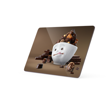 Serve a sandwich on a fun board with the "Sweet Choco" design from the series of trusty breakfast boards, perfect for making sandwiches or eating breakfast. Crafted in Germany from resopal.