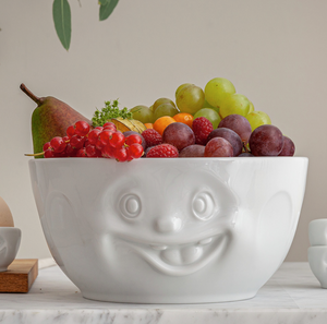 Extra big 87.5 ounce porcelain bowl in white featuring a sculpted ‘out of control’ facial expression. From the TASSEN product family of fun dishware by FIFTYEIGHT Products. Quality bowl perfect for entertaining guests and serving salads, side dishes, stew, chili, chips, and more.