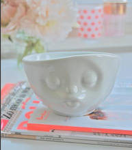 Load image into Gallery viewer, 16 ounce capacity porcelain bowl featuring a sculpted ‘kissing’ facial expression. From the TASSEN product family of fun dishware by FIFTYEIGHT Products. Quality bowl perfect for serving cereal, soup, snacks and much more.
