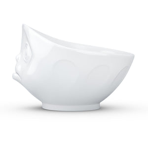16 ounce capacity porcelain bowl featuring a sculpted ‘sulking’ facial expression. From the TASSEN product family of fun dishware by FIFTYEIGHT Products. Quality bowl perfect for serving cereal, soup, snacks and much more.