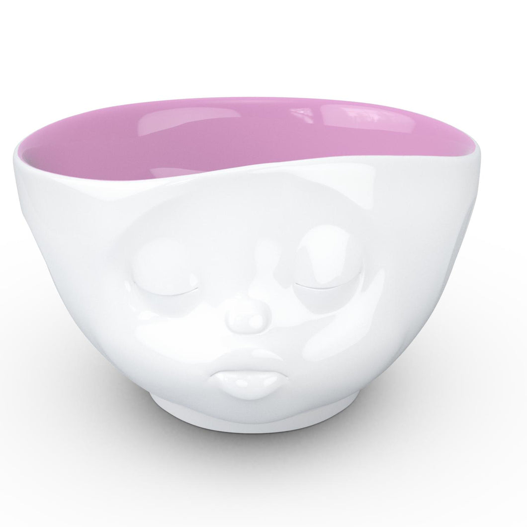 16 ounce capacity porcelain bowl in white with berry color inside featuring a sculpted ‘kissing’ facial expression. From the TASSEN product family of fun dishware by FIFTYEIGHT Products. Quality bowl perfect for serving cereal, soup, snacks and much more.