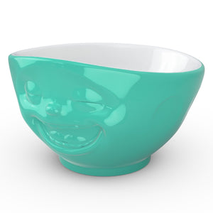 16 ounce capacity porcelain bowl in mint color featuring a sculpted ‘laughing’ facial expression. From the TASSEN product family of fun dishware by FIFTYEIGHT Products. Quality bowl perfect for serving cereal, soup, snacks and much more.