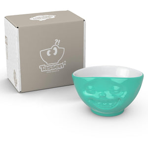 16 ounce capacity porcelain bowl in mint color featuring a sculpted ‘laughing’ facial expression. From the TASSEN product family of fun dishware by FIFTYEIGHT Products. Quality bowl perfect for serving cereal, soup, snacks and much more.