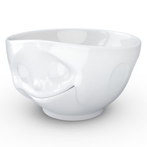 Extra large 33 ounce capacity porcelain bowl in white featuring a sculpted ‘happy’ facial expression. From the TASSEN product family of fun dishware by FIFTYEIGHT Products. Quality bowl perfect for serving cereal, soup, snacks and much more.