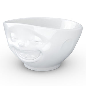 Extra large 33 ounce capacity porcelain bowl in white featuring a sculpted ‘laughing’ facial expression. From the TASSEN product family of fun dishware by FIFTYEIGHT Products. Quality bowl perfect for serving cereal, soup, snacks and much more.