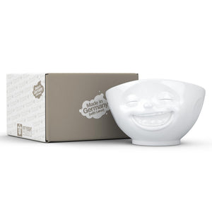 Extra large 33 ounce capacity porcelain bowl in white featuring a sculpted ‘laughing’ facial expression. From the TASSEN product family of fun dishware by FIFTYEIGHT Products. Quality bowl perfect for serving cereal, soup, snacks and much more.